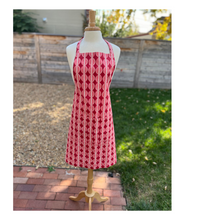 Bobbles Apron in Peppermint - traditional tie style