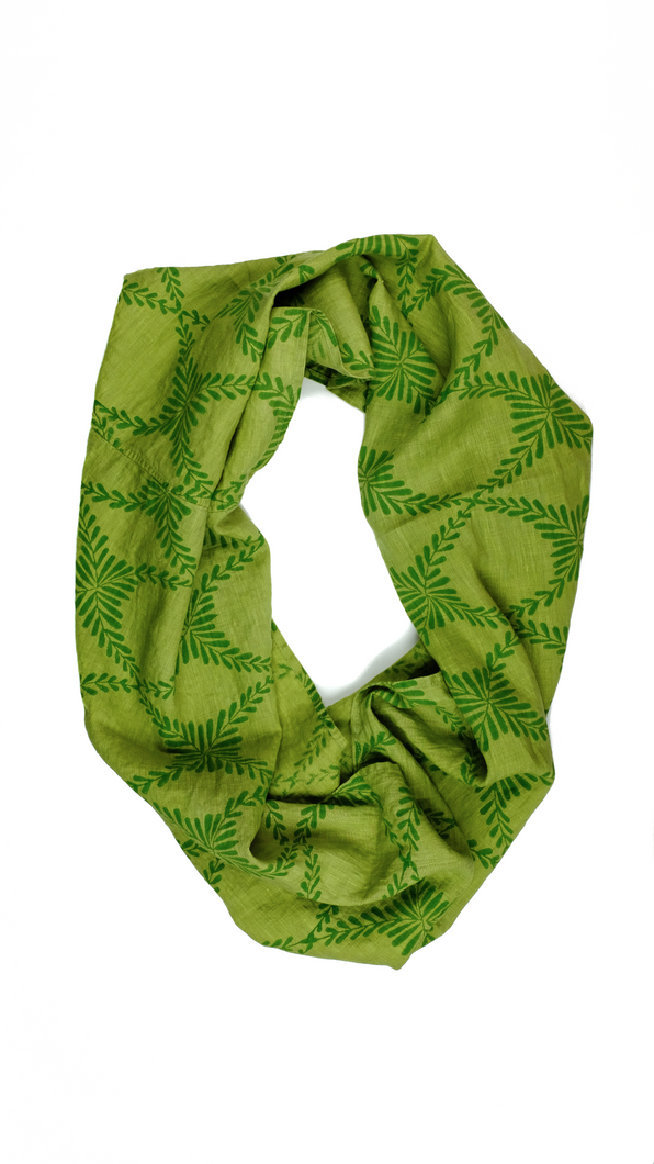 Garland Infinity Scarf in Green