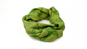 Garland Infinity Scarf in Green