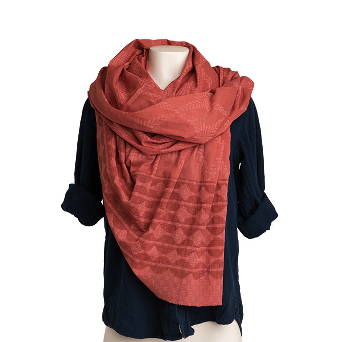 Long Garland Scarf in Faded Rose